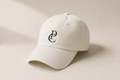 Poodle Club Cap Creme – Baseball Cap mit PC Logo Frontansicht