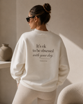 Damen Sweatshirt IT'S OK TO BE OBSESSED WITH YOUR DOG von Poodle Club, oversized Schnitt mit PC-Logo vorne
