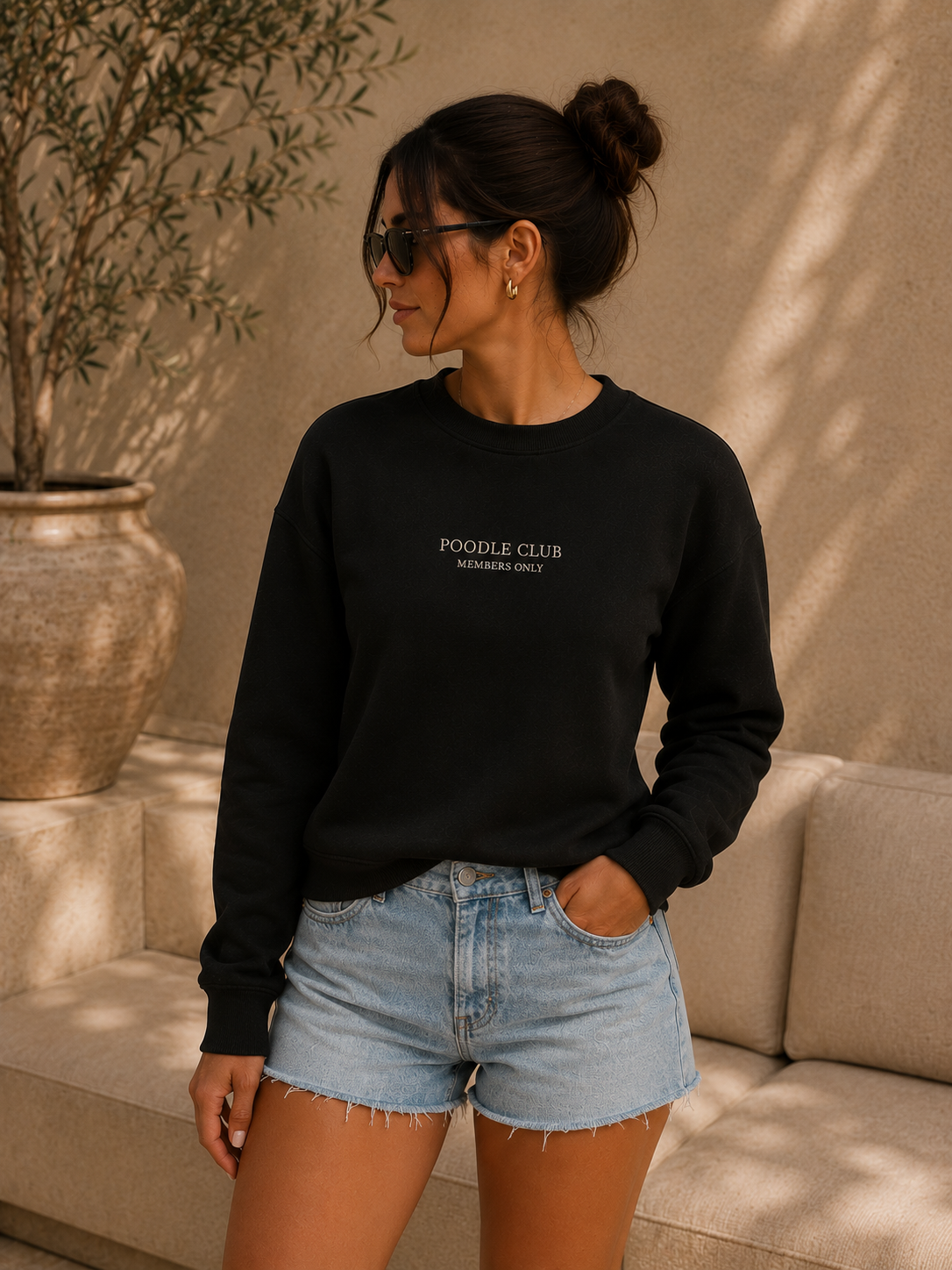 LE CLUB Sweatshirt Schwarz Damen – Poodle Club Frontansicht